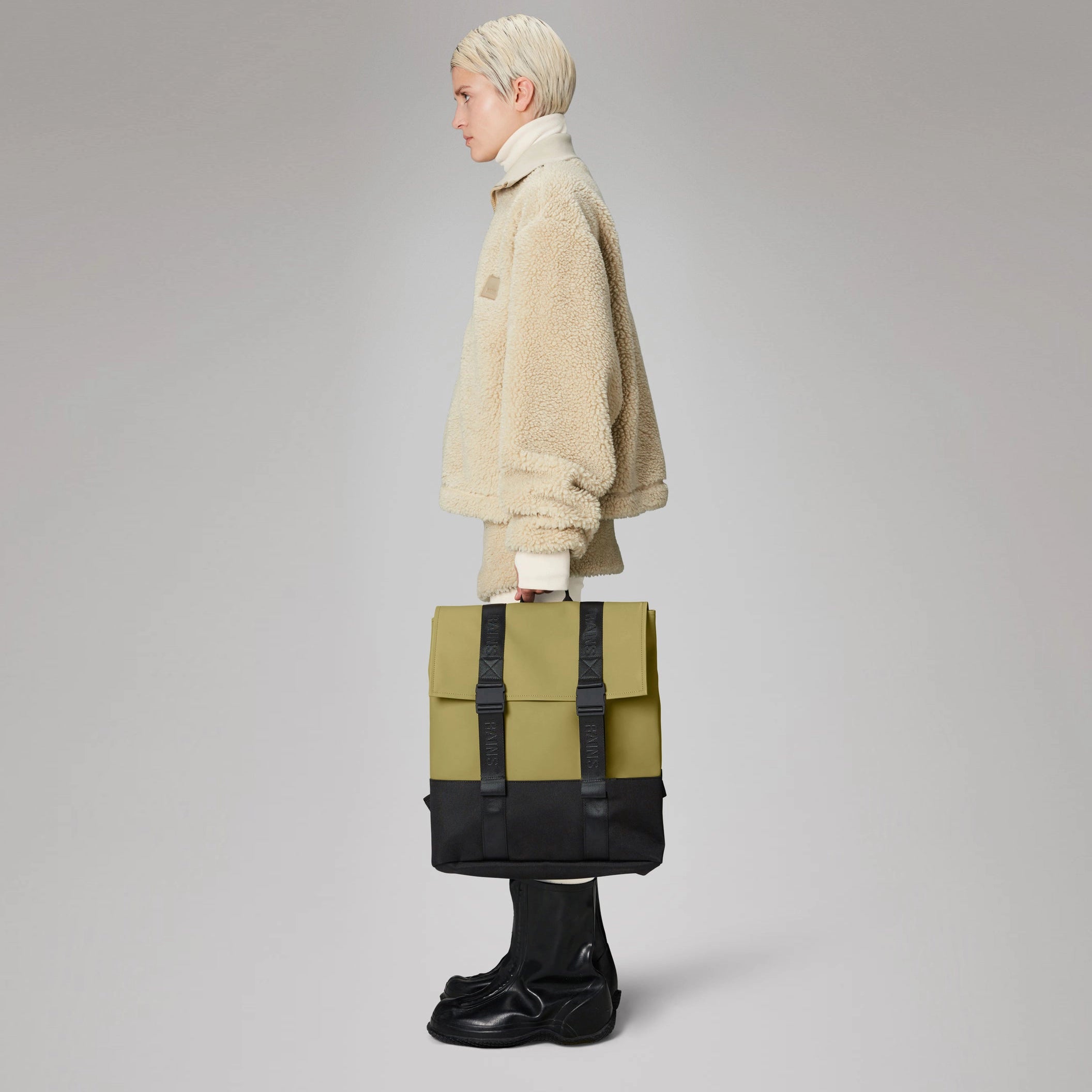 Trail Msn Bag - Khaki