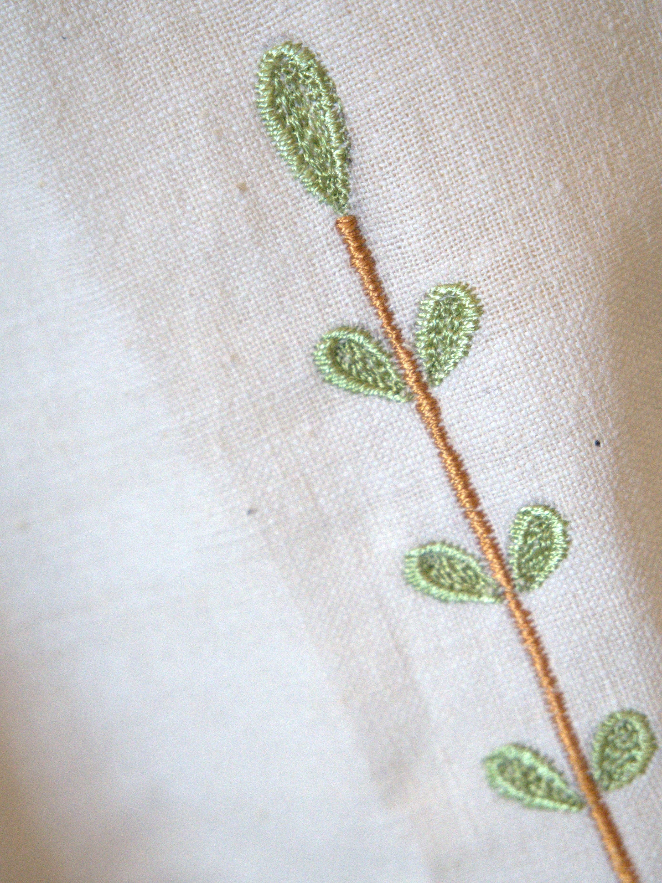 Khadi Short Sleeve Shirt - Ecru Floral Embroidery